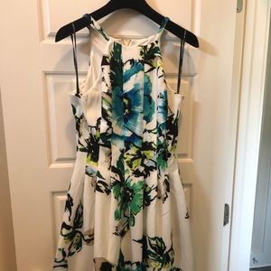 NWOT Vince Camuto dress